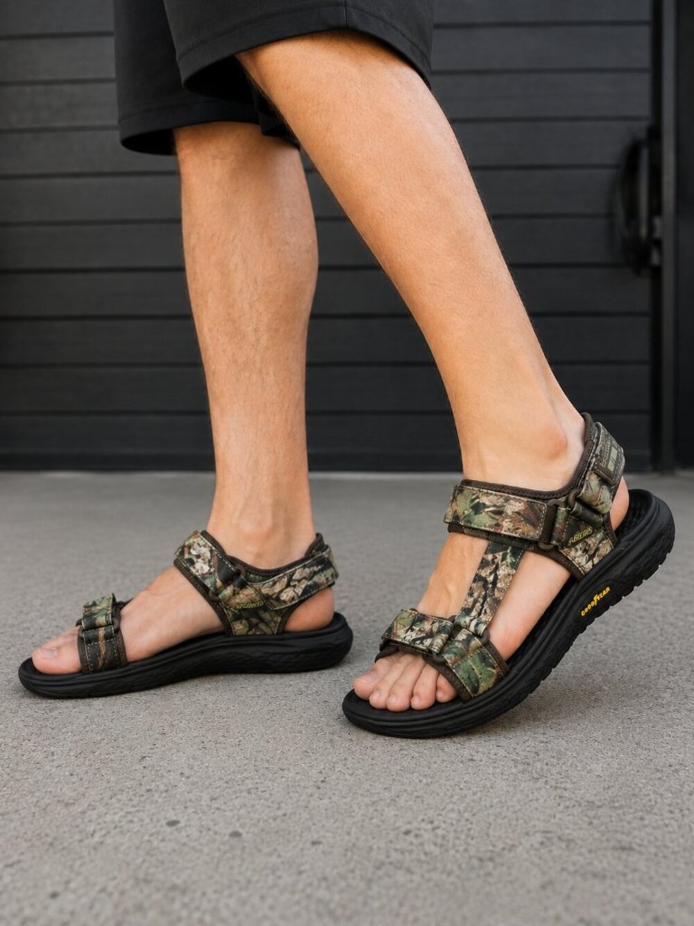 Skechers Men’s Camo Sport Sandals Black Goodyear Adjustable Outdoor
